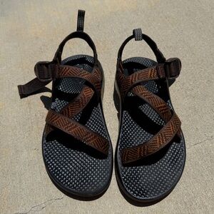 Chacos kids size 3 tan/ brown Z sandal